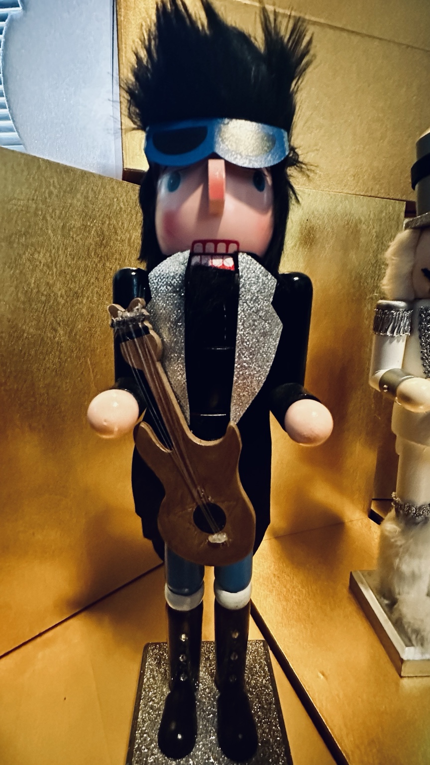Count Crunchula Nuttingham of Loaded Dice Hatband