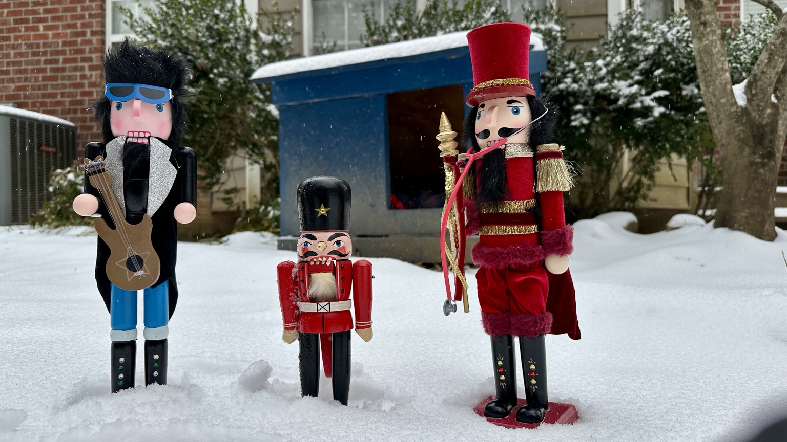 Spycrackers deployed in snow